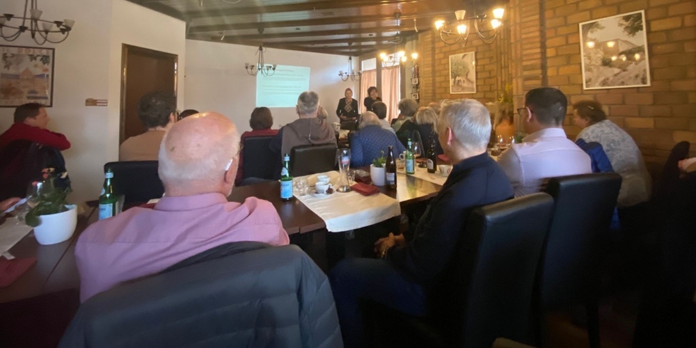 Ein Thema an der Neujahrsbegrüssung war das Abbaupaket des bürgerlichen Blocks, dem sich auch «Die Mitte» angeschlossen hat.