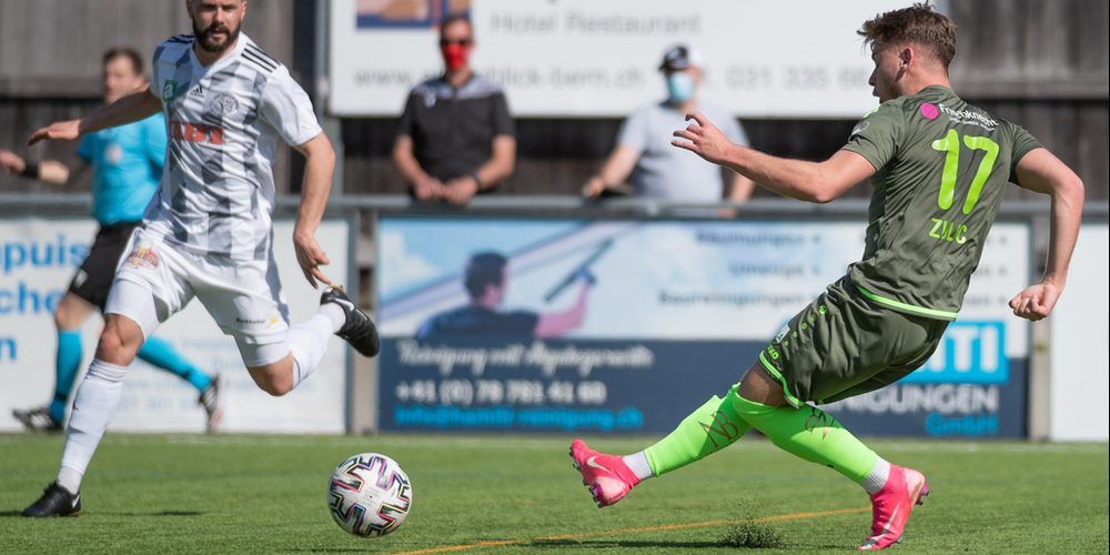 Der 17-jährige Edmir Zulic mit einem Abschluss aufs Tor der Berner.