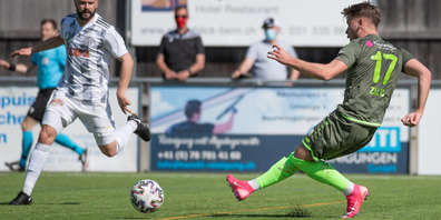 Der 17-jährige Edmir Zulic mit einem Abschluss aufs Tor der Berner.
