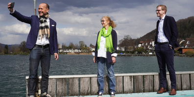 Unkompliziert und offen (v. l.): die beiden Neuen Lorenz Ilg und Monique Schnell Luchsinger mit dem abtretenden GLP-Präsidenten Markus Weber. 