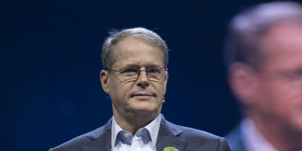 Christian Schmid, CEO der St.Galler Kantonalbank, spricht über fehlende Impulse für die Ostschweizer Industrie, Pensionskassen, deutsche Kunden und KI.