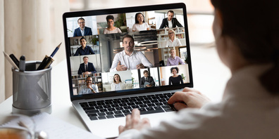Jeder kann von zuhause aus an dem Crossiety-Webinar teilnehmen
