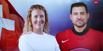 Fanny Smith und Nino Niederreiter tragen an der dezentralen Eröffnungsfeier die Schweizer Flagge.