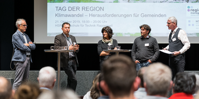 Diskutierten am Tag der Region die Herausforderungen des Klimawandels (von links): Thomas Oesch, Mark Krieger, Corinne Schmidlin, Thomas Baumann und Peter Göldi.